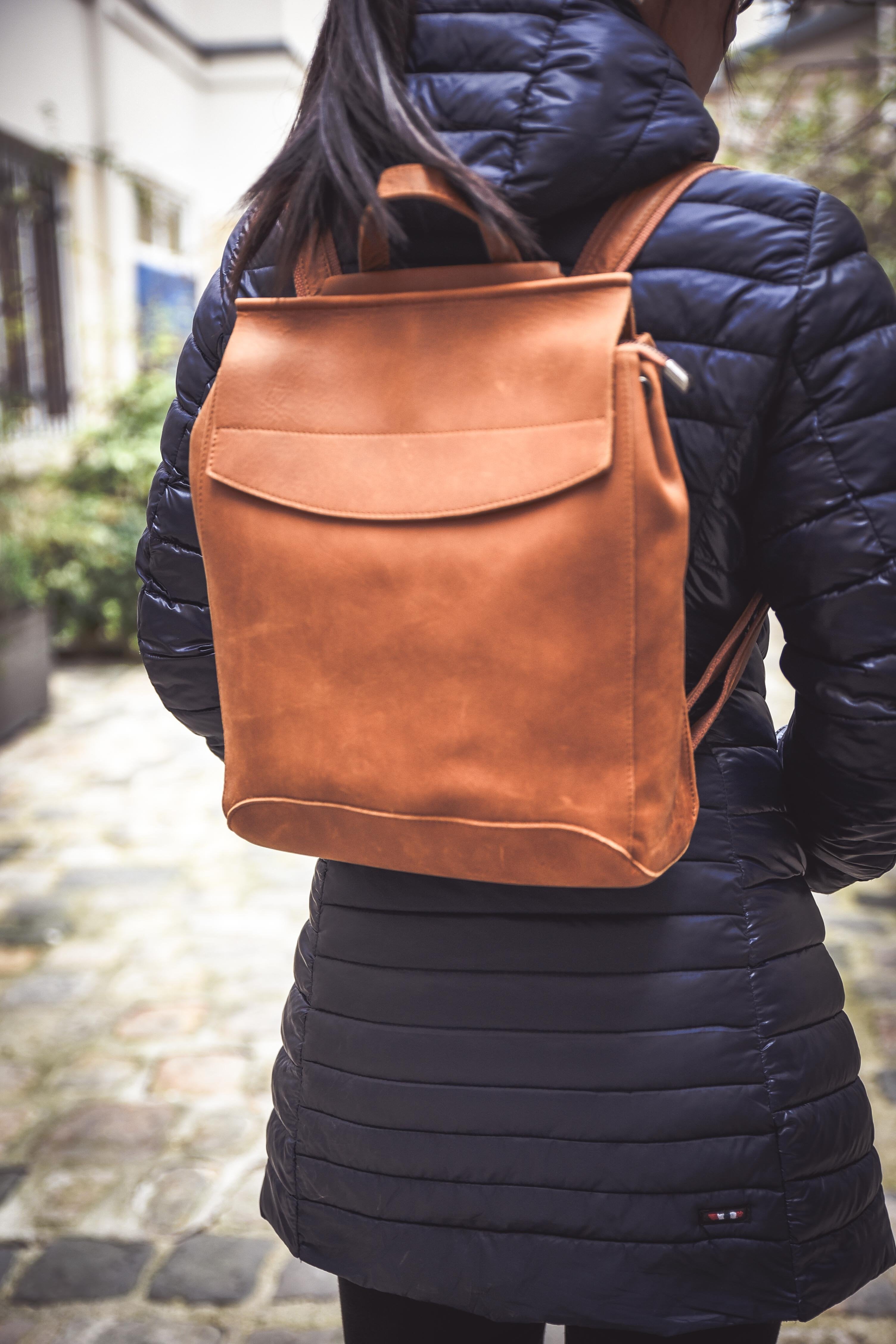ALESIA - COW LEATHER