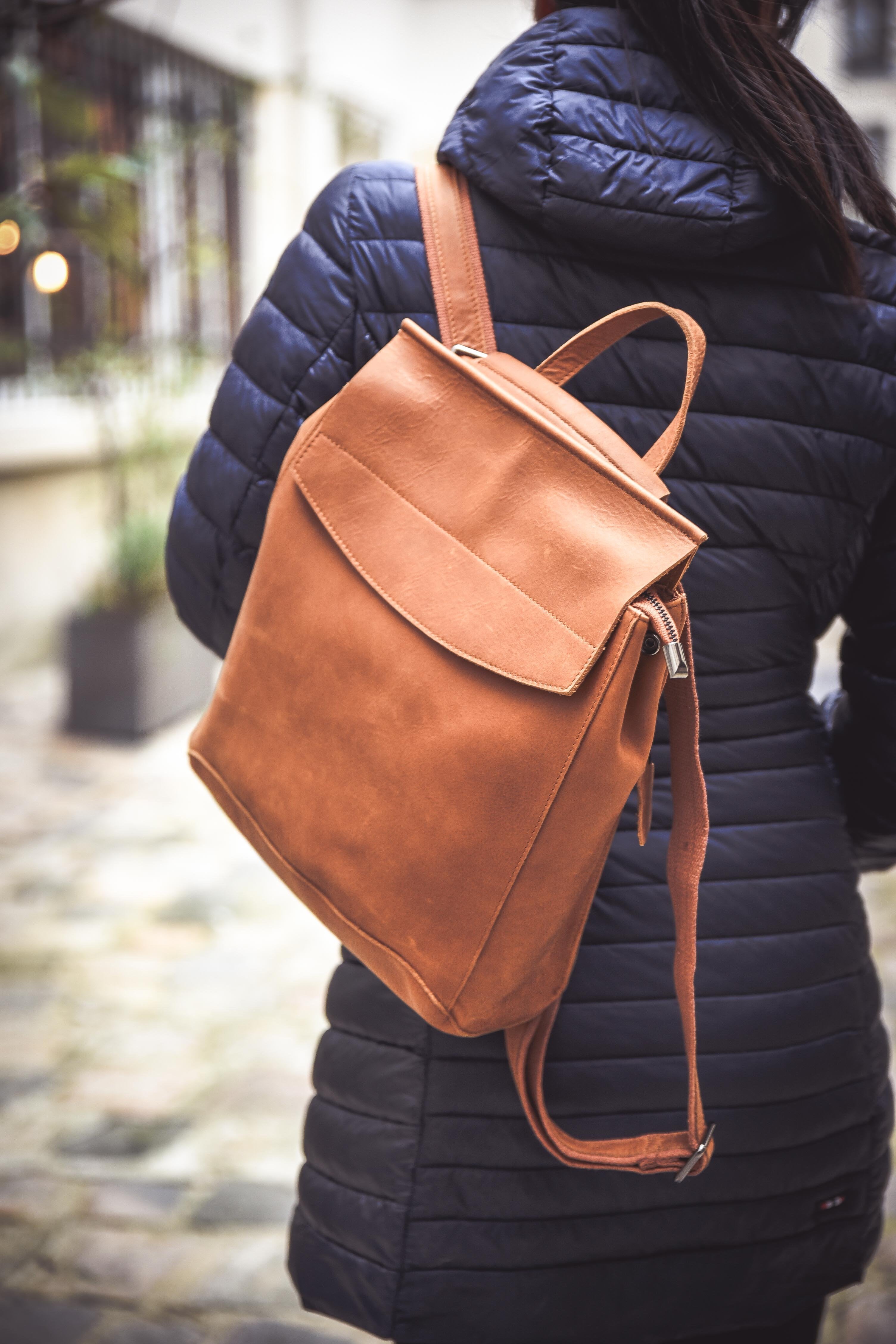 ALESIA - PELLE DI VACCHETTA